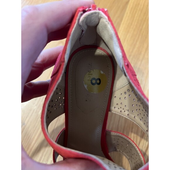 Anabelle Shoes Womens Size 8 Red Cutout Peep Toe Chunky Heel Suede Zip Sandals - Picture 9 of 10